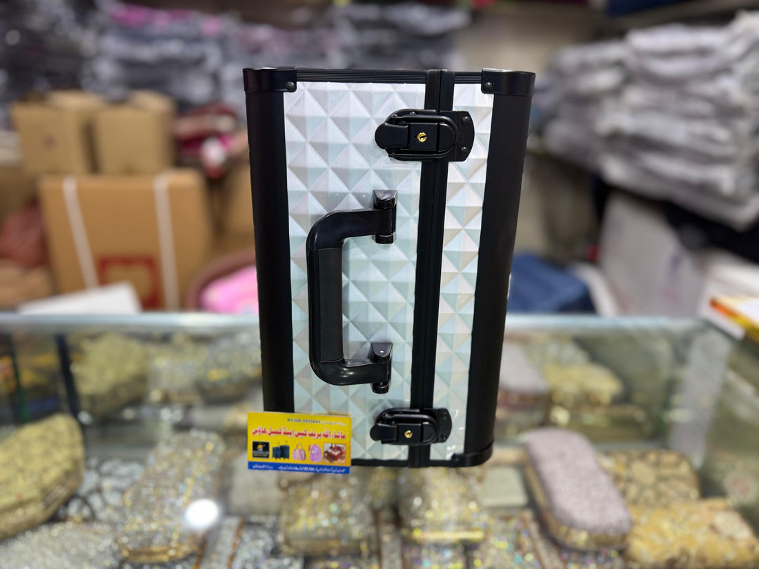 Beauty organizer box elegant design