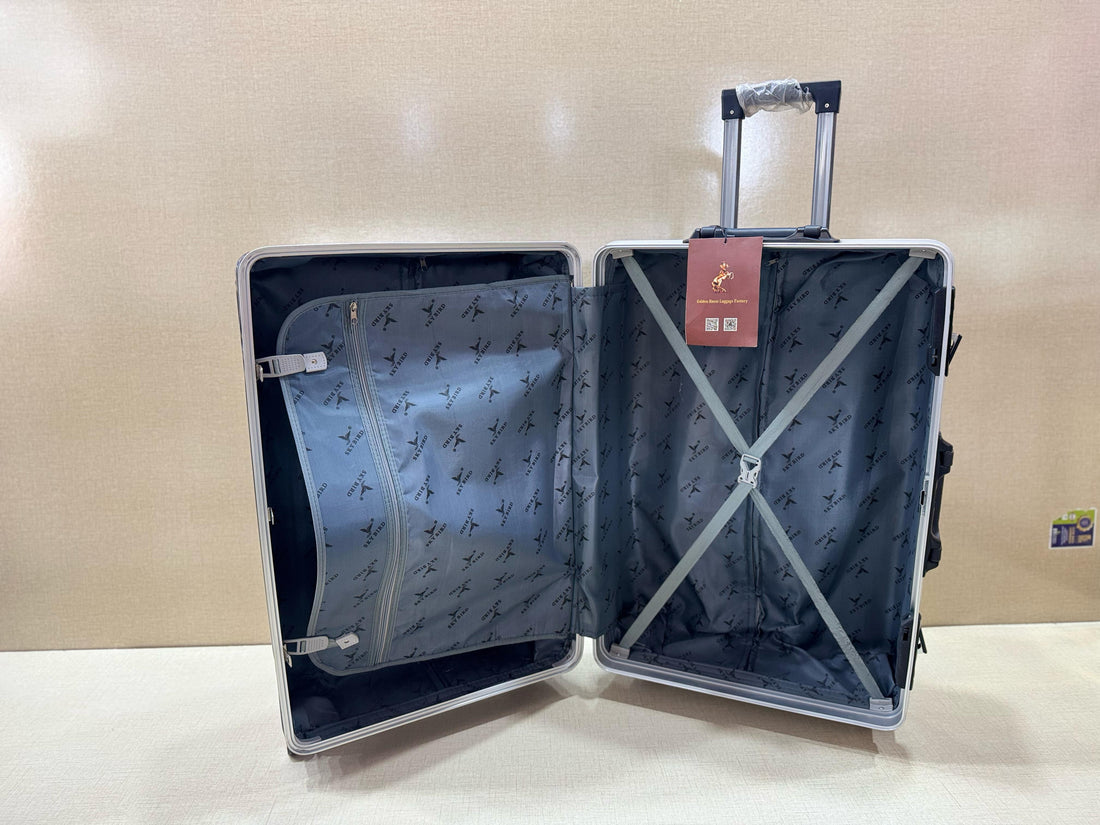 Golden Horse large size 28 inches luggage